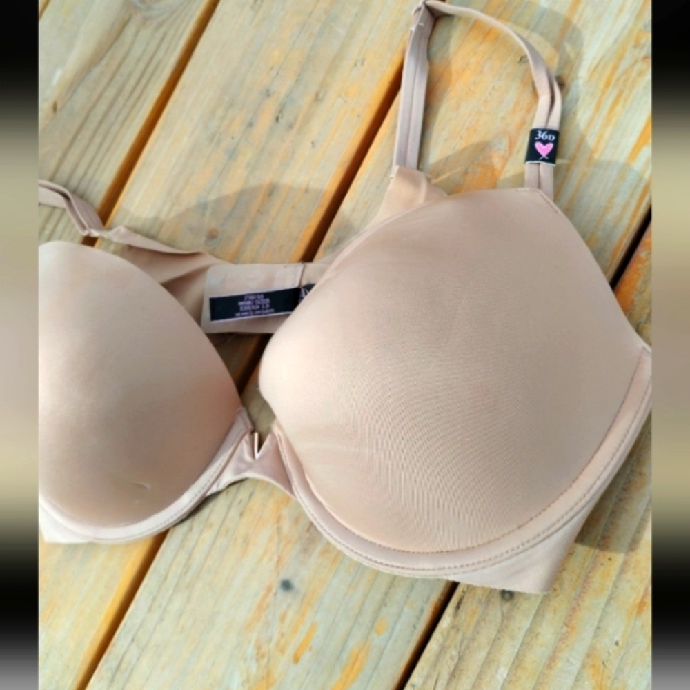 Victoria's secret bra